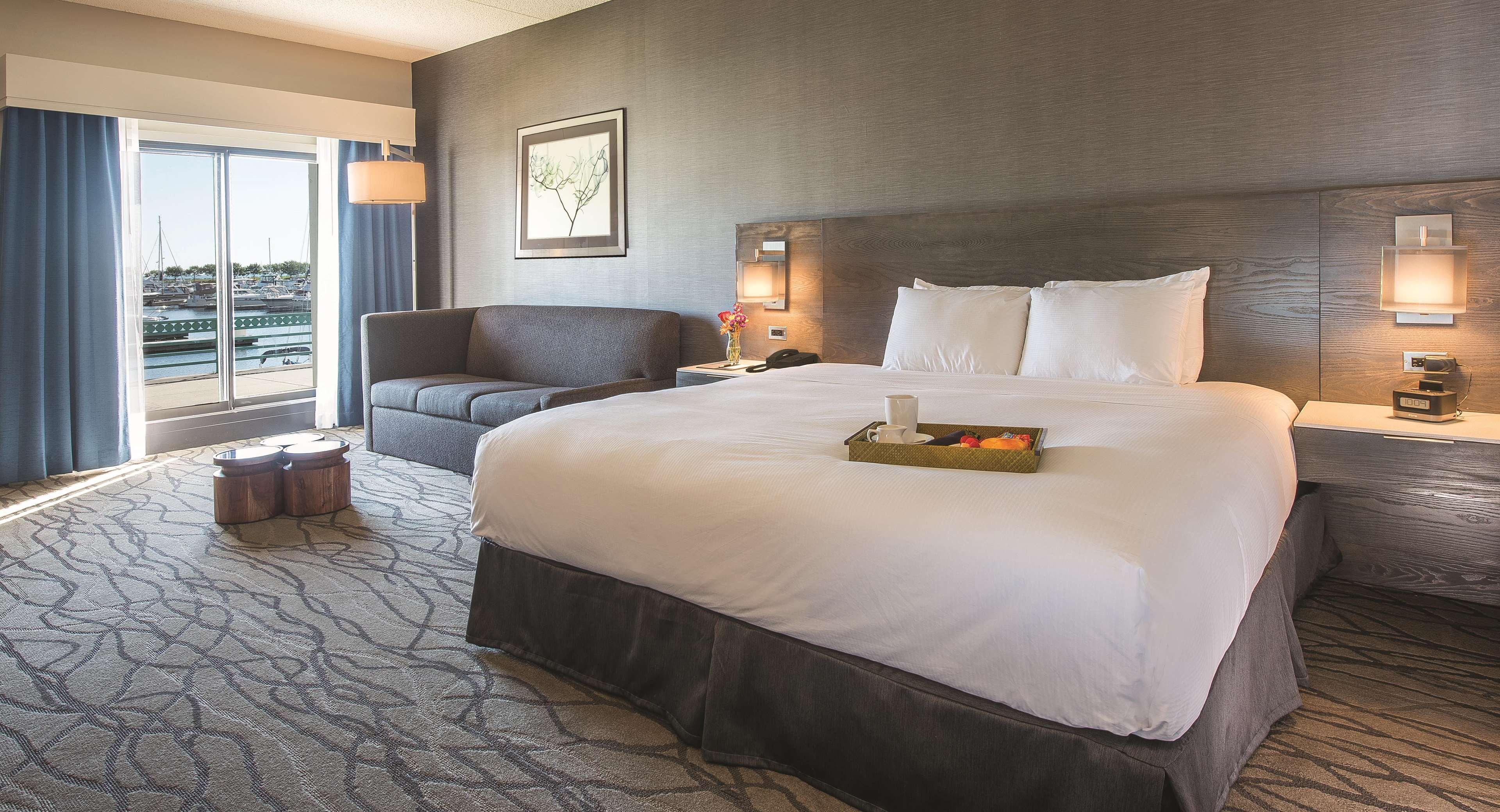 Doubletree By Hilton Racine Harbourwalk Otel Dış mekan fotoğraf
