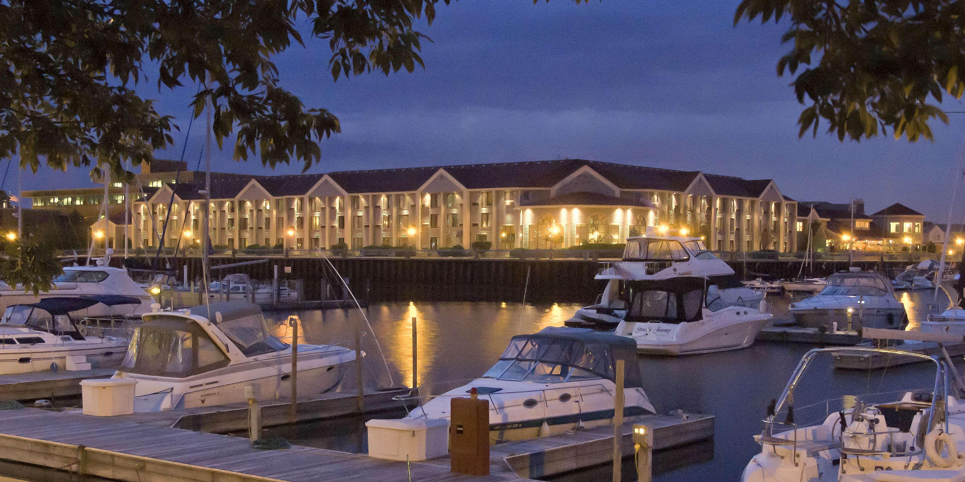 Doubletree By Hilton Racine Harbourwalk Otel Dış mekan fotoğraf